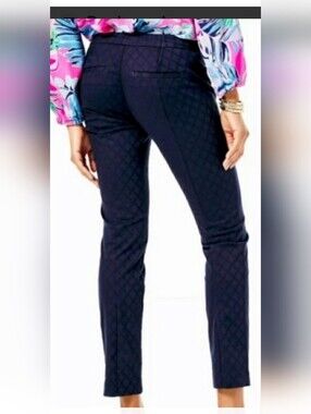 Lily Pulitzer Slim Ankle Pants in Navy with Quilted Texture Design. Sz 12